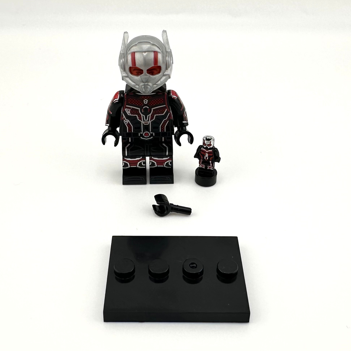 Ant-Man - Upgraded Suit - Marvel/DC Comics - Minifig