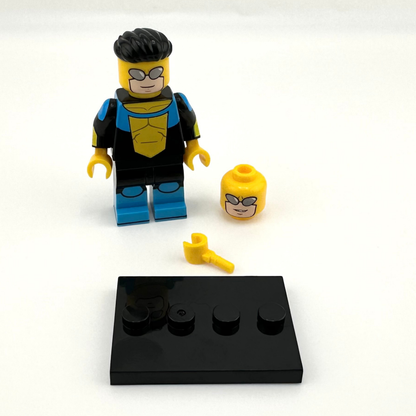 Invincible - Marvel/DC Comics - Minifig